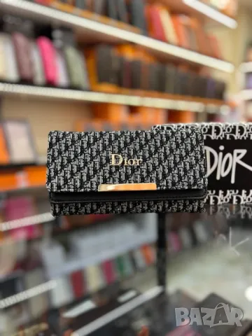 дамски портмонета christian dior , снимка 5 - Портфейли, портмонета - 46939877