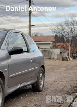 Врати от Пежо 206 Peugeot, снимка 2 - Части - 45551164