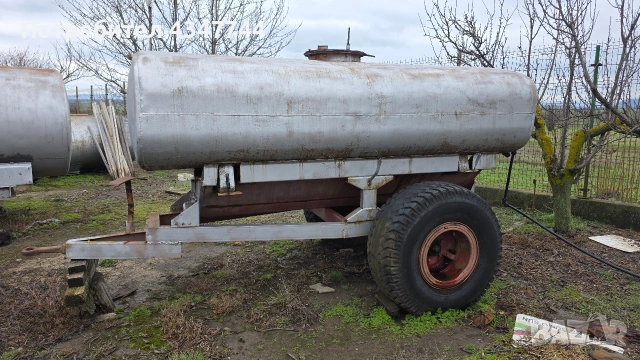 Продават се 2 броя цистерни: с коша е 4.5кубика. Другата 3.2 кубика., снимка 8 - Ремаркета - 53664756