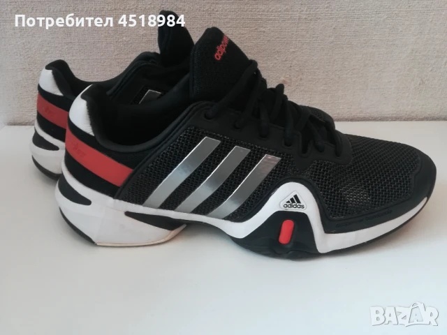 Оригинални маратонки Adidas Маратонки за тенис. Номер 44 Състояние много добро., снимка 2 - Тенис - 50849480