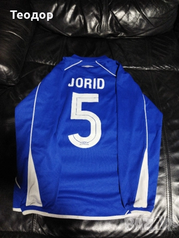 продавам футболна тениска на ØYER-TRETTEN 1913 номерът е XS може и да стане и за S струва 25 лв, снимка 2 - Футбол - 52353113