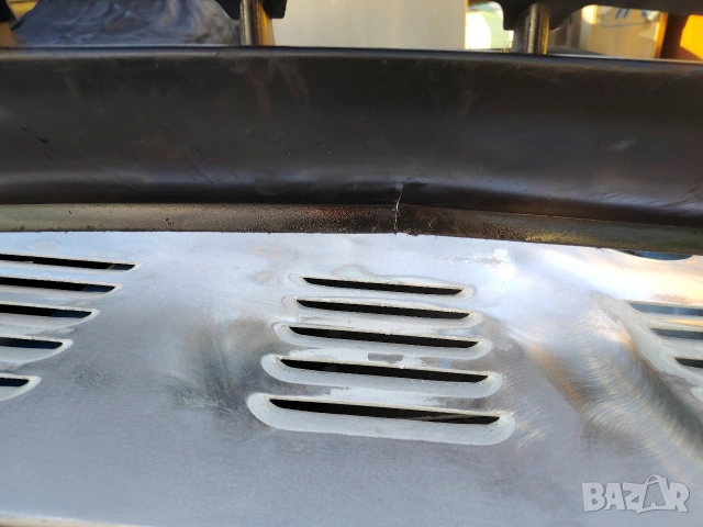 Спойлер за под предна броня на Фолксваген WV, снимка 2 - Части - 53112001