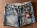 Дамски къси панталони , снимка 1 - Къси панталони и бермуди - 45250841