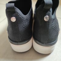 дамски черни спортни обувки с камъчета марка Lastrada, снимка 9 - Маратонки - 45791200
