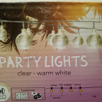 Верига с 50 LED лампички за парти или коледно осветление. на ток. , снимка 1 - Лед осветление - 44994466