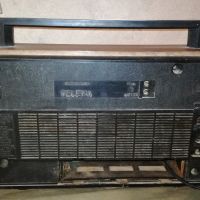 Продавам стар руски радиоприемник "SELENA", снимка 2 - Радиокасетофони, транзистори - 45238464