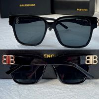 Balenciaga 2024 дамски слънчеви очила 2 цвята, снимка 1 - Слънчеви и диоптрични очила - 45484479