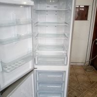 Иноксов комбиниран хладилник с фризер Samsung No Frost 2 години гаранция!, снимка 6 - Хладилници - 45088339