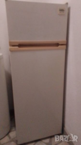 Хладилник с фризер, снимка 1