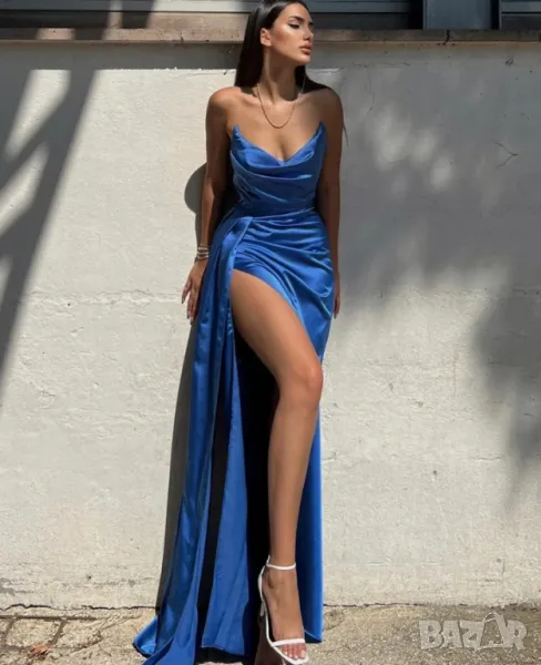 сатенена рокля , снимка 1