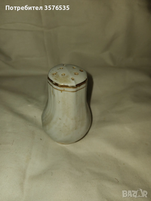 Продавам стара порцеланова солница., снимка 1