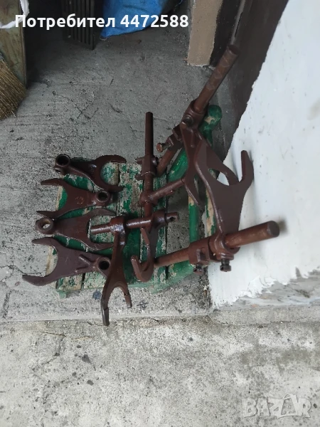 вилки с оси за скоростна кутия за Юмз и болгар и други части и артикули , снимка 1