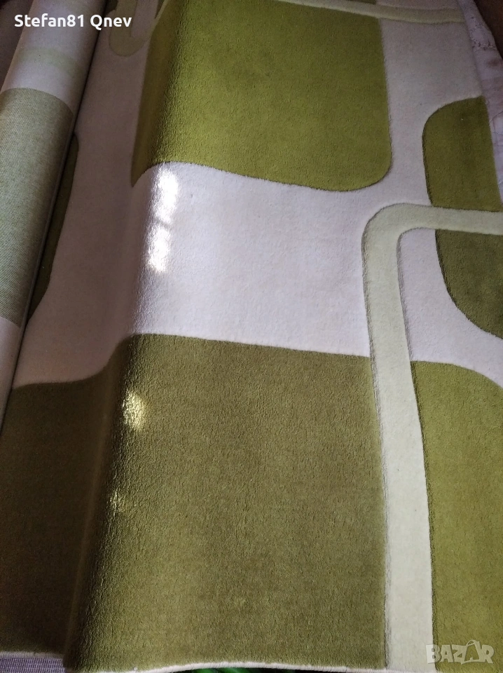 Килим като нов 2 на 3 м, снимка 1