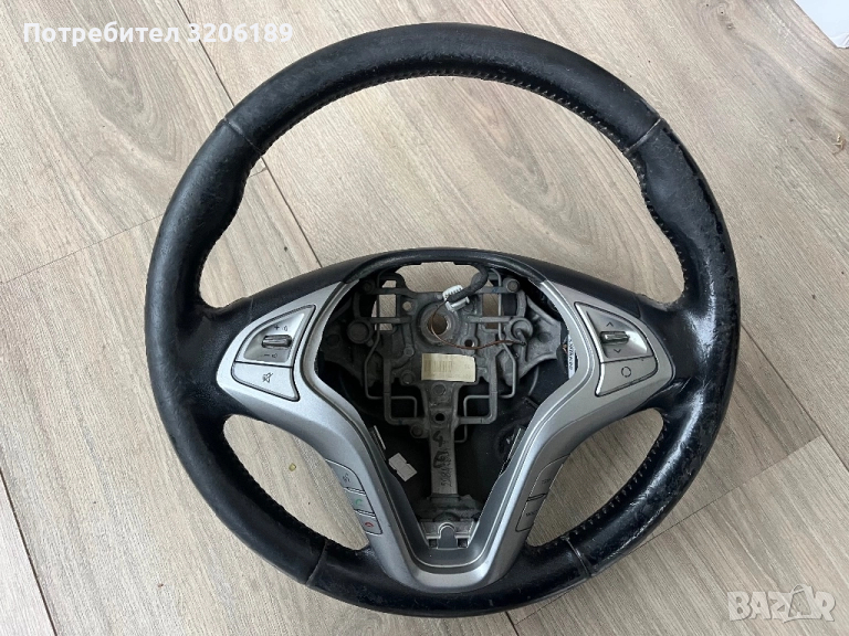 Волан мултифункционален за Хюндай ИХ20 / Hyundai IX20, снимка 1