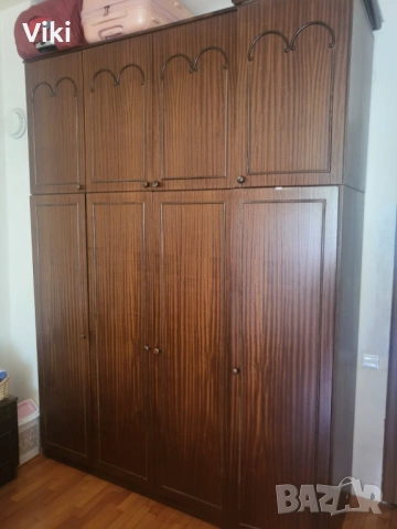 Гардероб + 2 бр шкафчета