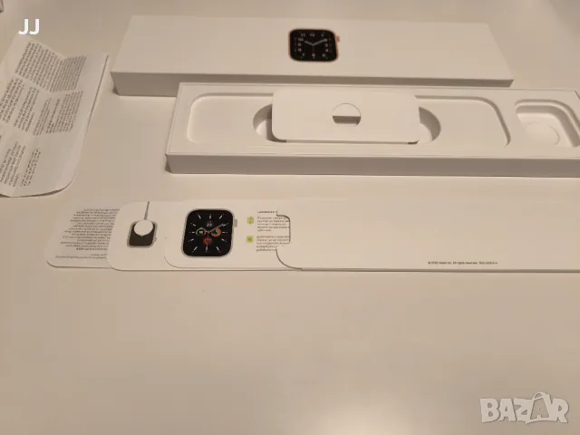 Apple Watch Se 2020 каишки кутия БЕЗ ЧАСОВНИК кабел зарядно аксесоари, снимка 4 - Каишки за часовници - 48941668