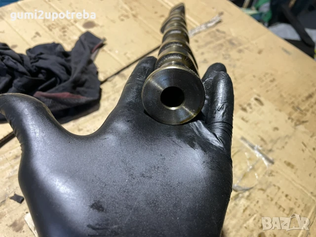 Изпускателен Разпределителен Вал Ляв 24403AS02 Porsche Cayenne 957 4,8 V8, снимка 9 - Части - 50596655