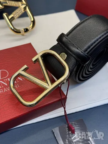 колани от ествествена кожа в кутия valentino garavani 4см, снимка 2 - Колани - 50417423