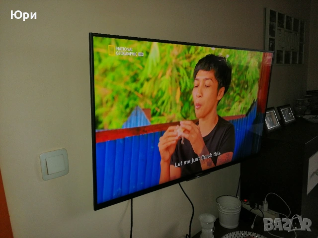 Продавам 43" марков телевизор Sony Bravia KDL-43WD755, снимка 2 - Телевизори - 53276087