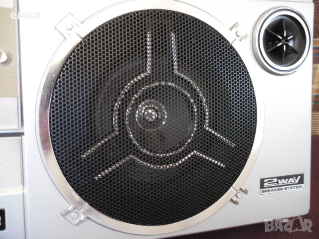 SHARP GF-2500, снимка 6 - Радиокасетофони, транзистори - 54144293