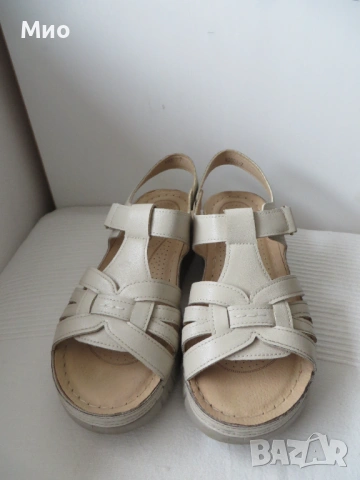 Бежови сандали с омекотена стелка, номер 39, снимка 2 - Сандали - 53962610