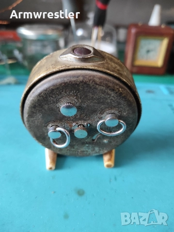 Руски Часовник Будилник Мир СССР , снимка 4 - Антикварни и старинни предмети - 51863691