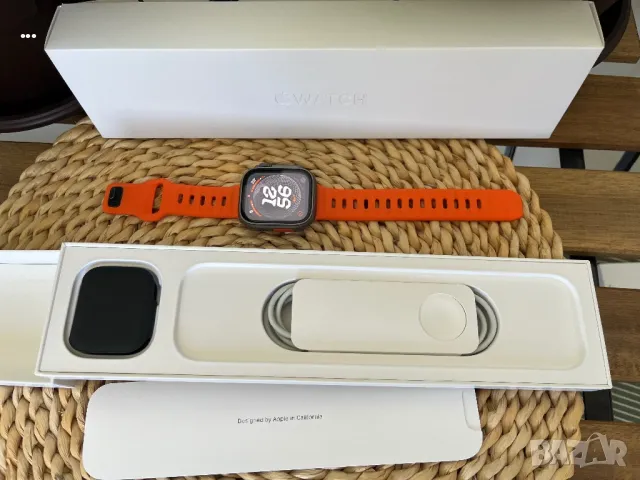 Apple Watch Series 8  45 mm, снимка 6 - Смарт часовници - 46941947