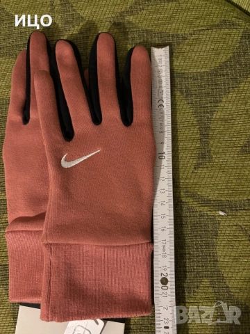 Нови Дамски ръкавици Nike lg phoenix fleece, снимка 7 - Ръкавици - 52101974