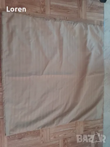 Две големи вадратни кафяви калъфки за възглавници 