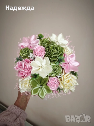 Сатенени цветя в кутия , снимка 2 - Декорация за дома - 54192816