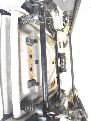 Два броя седалки ауди, снимка 6 - Части - 53725385