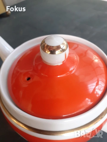 Чайник - руски порцелан с позлата, снимка 3 - Антикварни и старинни предмети - 53281089