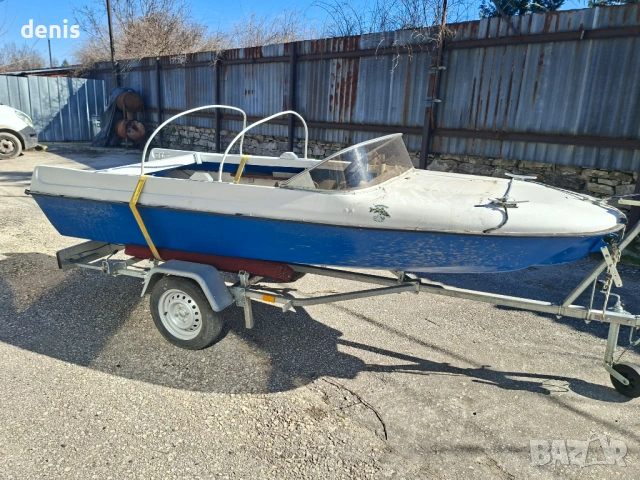 Лодка с колесар, снимка 2 - Воден транспорт - 53748388
