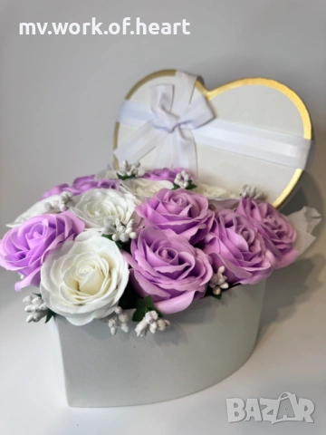 Подаръчна кутия с ароматни сапунени рози , снимка 2 - Романтични подаръци - 53637123