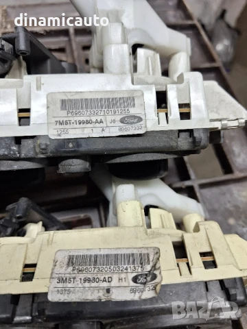 Панел управление климатик Ford Focus 2005г., снимка 3 - Части - 51077260