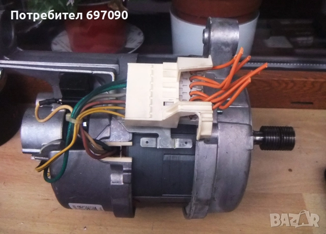 AEG пералня резервни части -  мотор, ремък, снимка 3 - Перални - 51524321