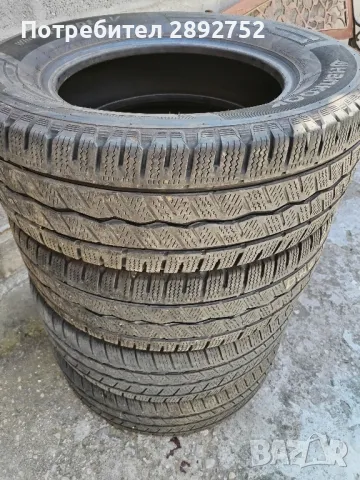 Бусови зимни пренарязани 235/65R16 C 8PR, снимка 1 - Гуми и джанти - 46990694