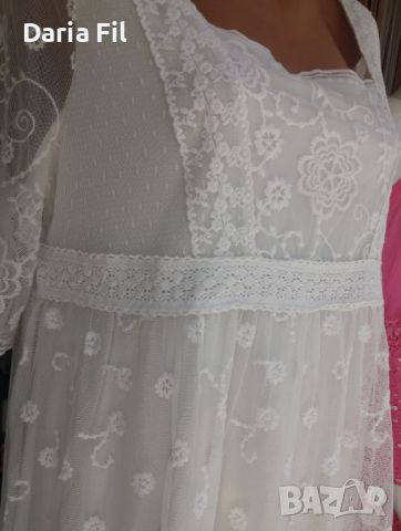 УНИКАЛНО КРАСИВА бяла дантелена рокля с прозрачни дантелени ръкави , снимка 4 - Рокли - 46329146