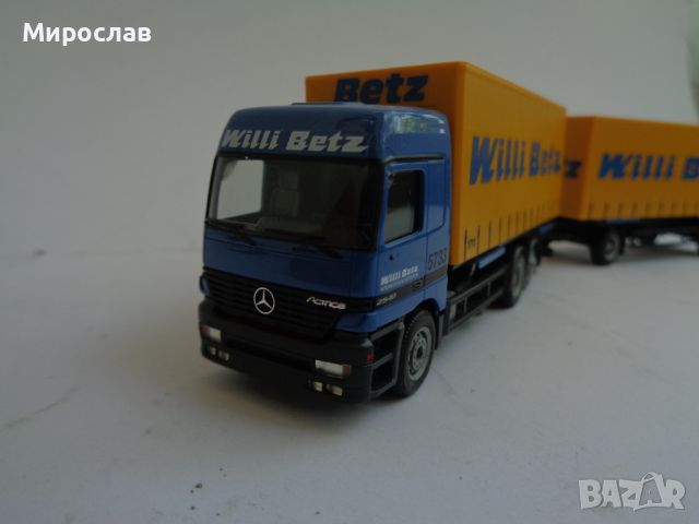 HERPA H0 1/87 MERCEDES ACTROS WILLI BETZ КАМИОН МОДЕЛ ТИР, снимка 2 - Колекции - 46567157