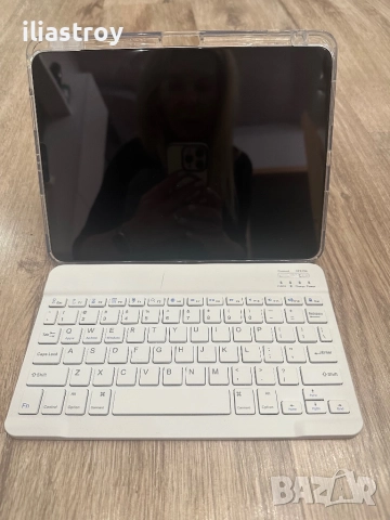 iPad 11 Pro 4th gen 256 GB + Cellular + keyboard + case, снимка 3 - Таблети - 52823414