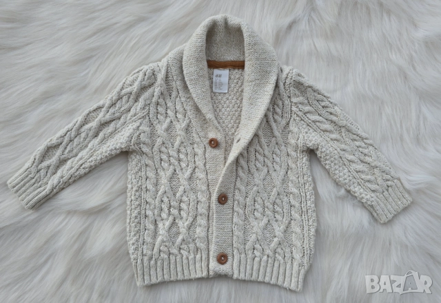 Бебешка жилетка H&M 3-6 месеца, снимка 2 - Жилетки и елечета за бебе - 52152223