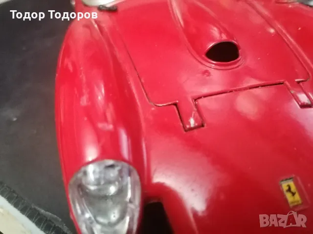 Колекционерски модел: Ferrari - Testa Rossa (Bburago) 1/18 (Italy), снимка 10 - Колекции - 48855692