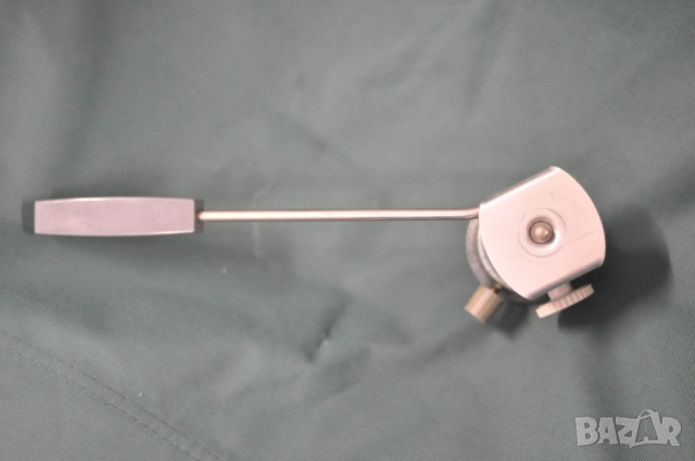 Немска глава за трипод, монопод, сатитив за камера, снимка 2 - Чанти, стативи, аксесоари - 52841896