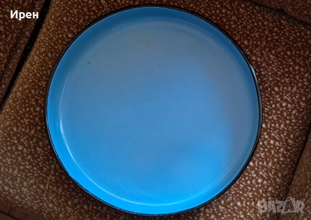 Емайлирана тава