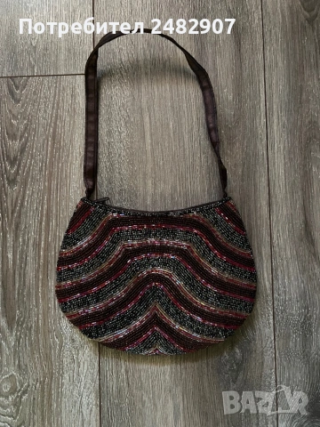 Малка бутикова чанта, снимка 2 - Чанти - 53423484