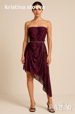 Асиметрична дантелена рокля