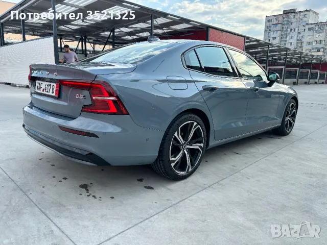 Volvo S60 Ultimate Dark, B5 AWD Mild-Hybrid, снимка 5 - Автомобили и джипове - 47109564