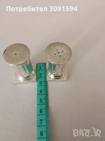 Солница и пиперница, римска колона, изработена от посребрен благороден метал, с квадратна основа. , снимка 4 - Други ценни предмети - 51241050