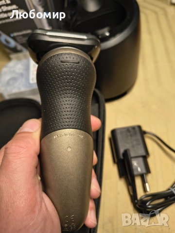 Електрическа самобръсначка Braun Seria 7 72-C7200CC, Автономия 60 минути,, снимка 7 - Електрически самобръсначки - 52918152