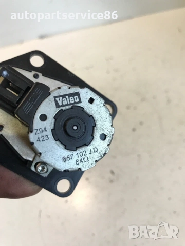 Мотор за клапа на отоплителната за Peugeot 607 2.2 HDI (2003) 657102JD, снимка 2 - Части - 53770680